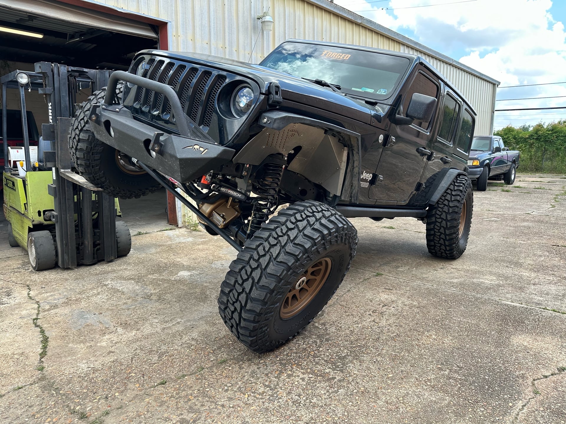 2019 Jeep Wrangler JLU on Oracle parts