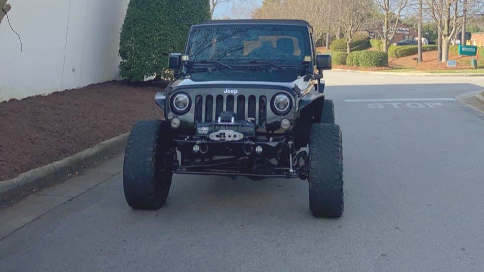 2014 Jeep Wrangler JKU on Motobilt Crusher Rear Bumper