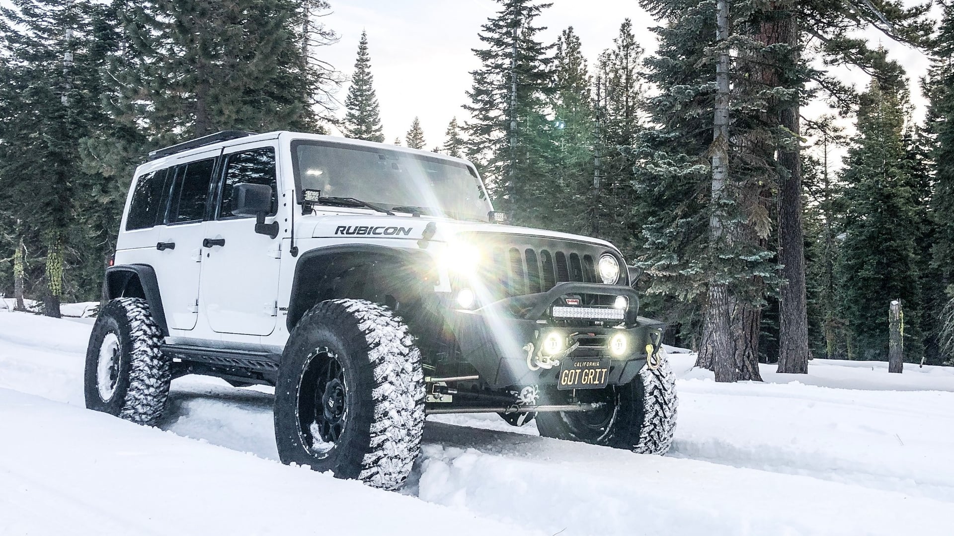 2017 Jeep Wrangler on Warn VR10