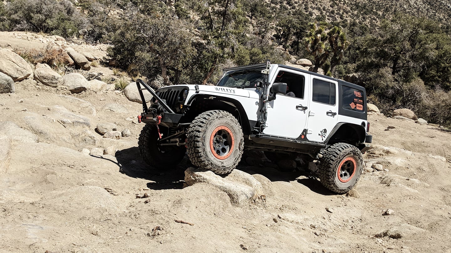 2015 Jeep Wrangler on Pro Comp Xtreme MT2