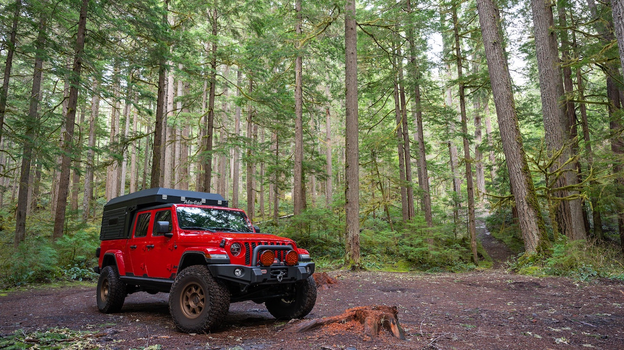 2021 Jeep Gladiator JT on Midland MXT575