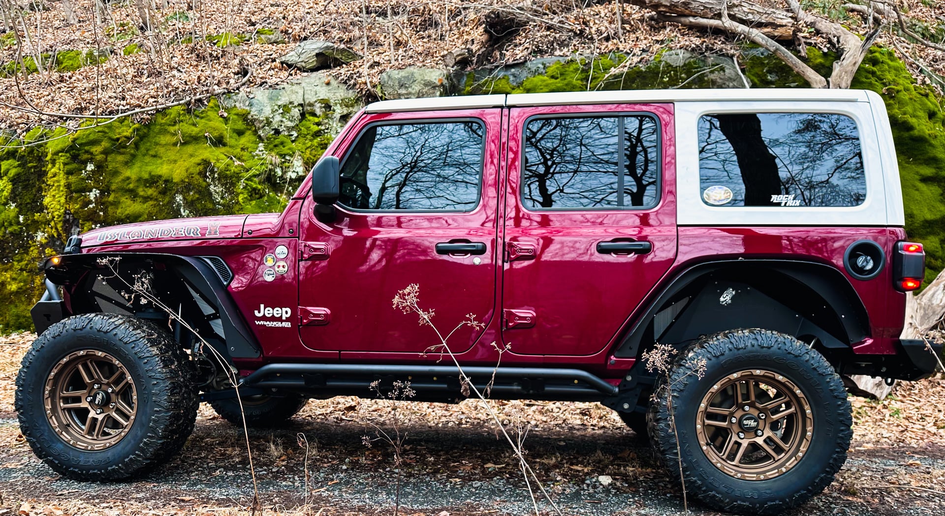 2021 Jeep Wrangler JLU on Combat Offroad parts