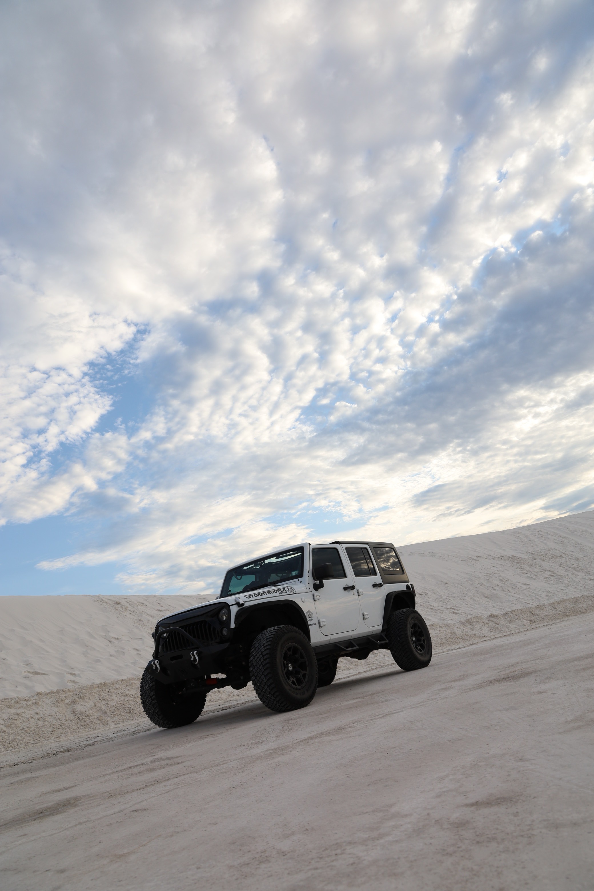 2016 Jeep Wrangler JKU on Dominion Offroad parts