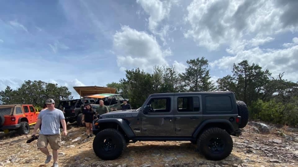 2019 Jeep Wrangler JLU on Warn Zeon 10-S Platinum