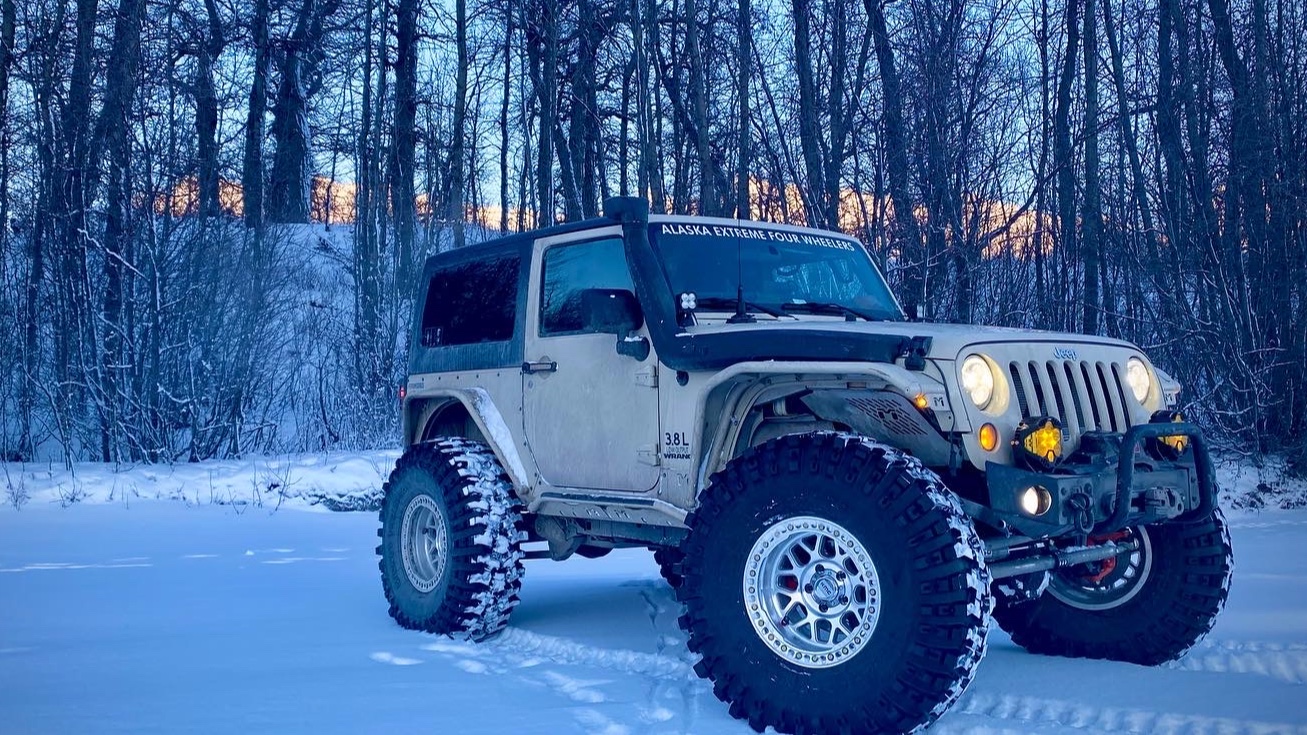 2011 Jeep Wrangler JK on American Iron Offroad parts