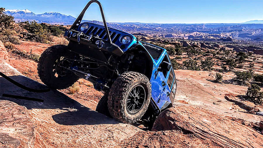 2010 Jeep Wrangler JKU on Carbon Offroad parts