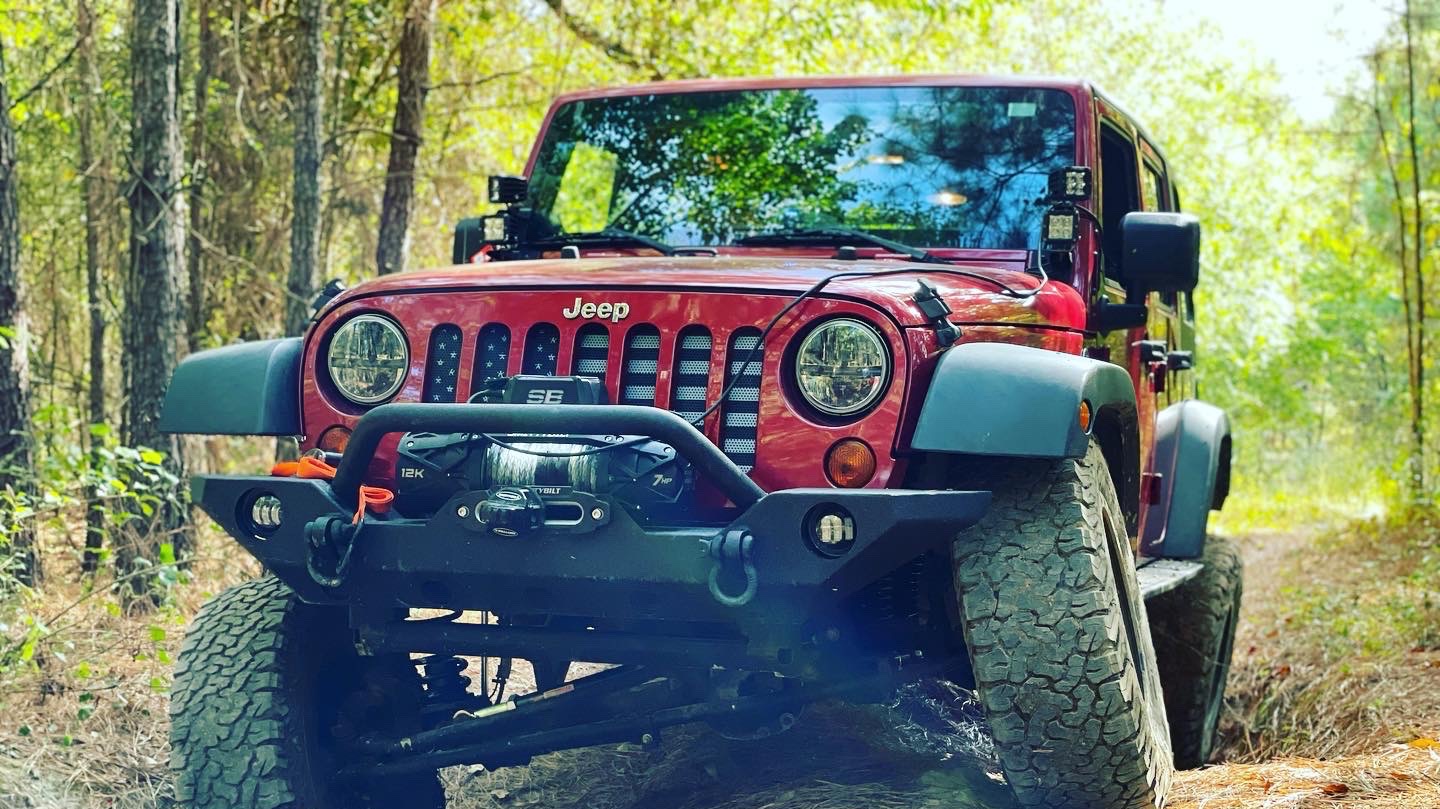 2011 Jeep Wrangler JKU on BFGoodrich All-Terrain T/A KO2