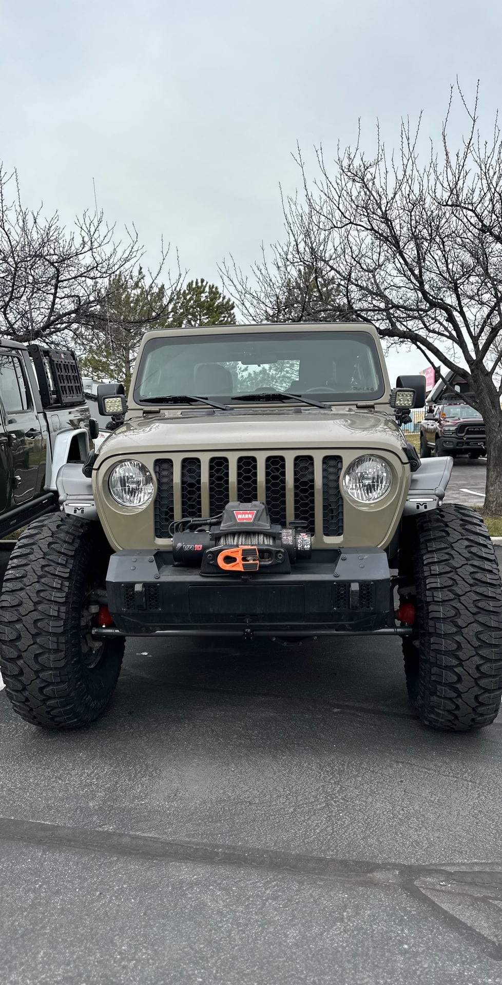 2020 Jeep Gladiator JT on EVO suspension parts