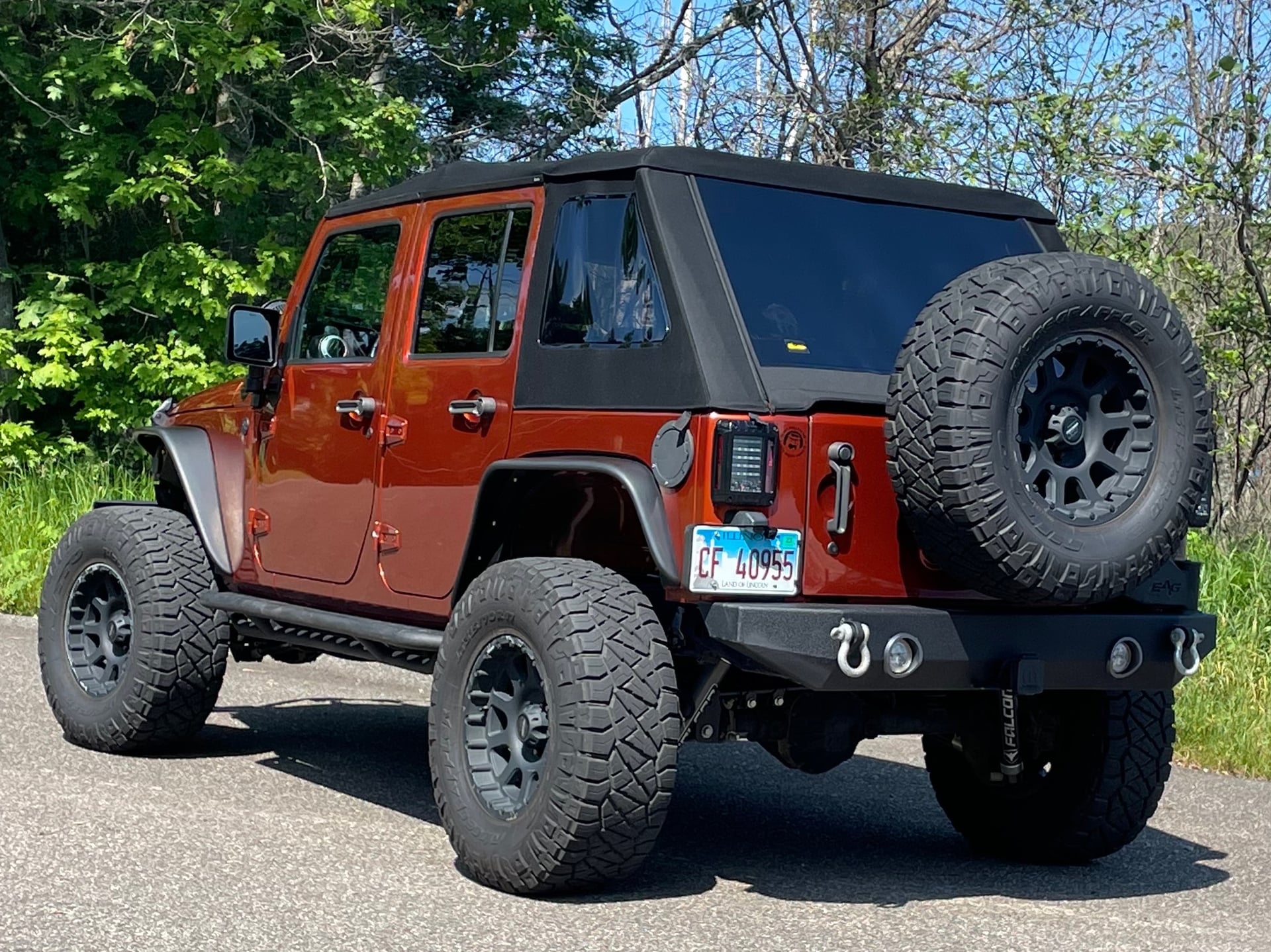 2014 Jeep Wrangler JKU on Nitto Ridge Grappler