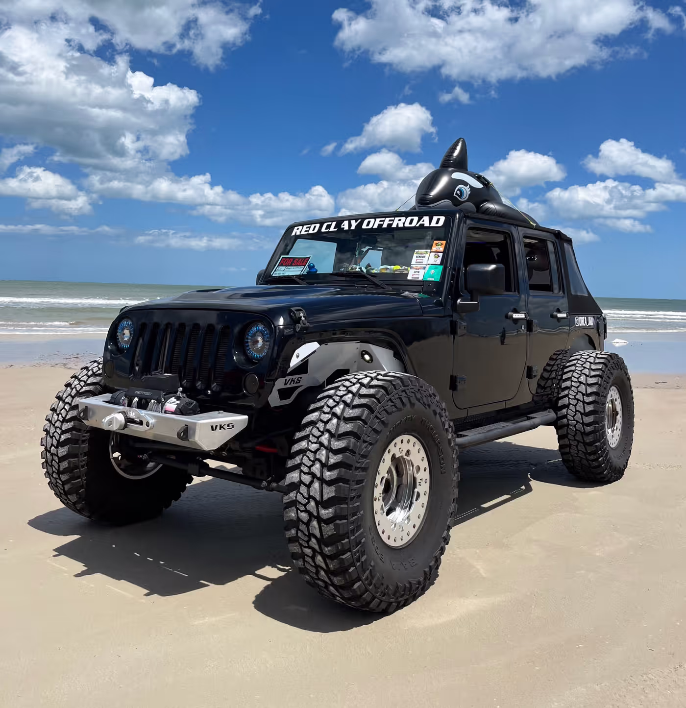 2011 Jeep Wrangler JKU on GenRight parts