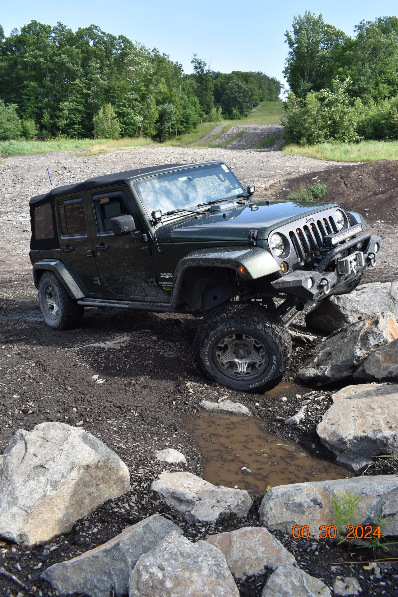 2008 Jeep Wrangler JKU on Teraflex Falcon Nexus EF 2.2 Fast Adjust Steering Stabilizer