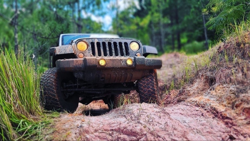 2016 Jeep Wrangler JK on Ballistic Fab parts