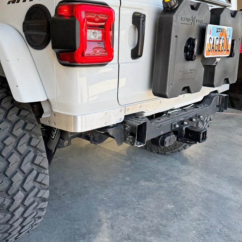 Savvy Offroad Rear Trim Kit & Corner Guards